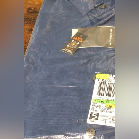 Van Heusen Big & Tall Men’s Wrinkle Resistant Short Sleeve Button Down XLT - Picture 4 of 11